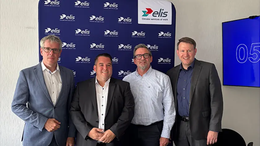 Landrat Christian Engelhardt, Bürgermeister Erik Kadesch, Niederlassungsleiter Thomas Bender-Hoffmann und Dr. Matthias Zürker, Wirtschaftsförderung Kreis Bergstraße