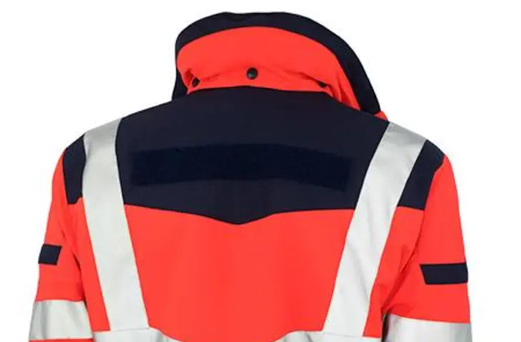 Berufsbekleidung Rettungsdienst Softshelljacke Klasse 3