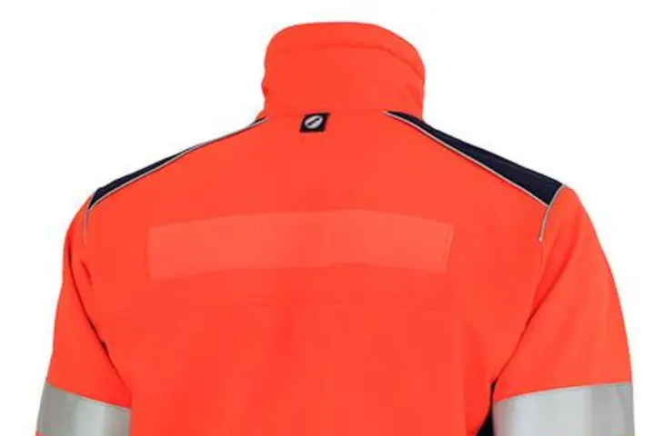 Berufsbekleidung Rettungsdienst Softshelljacke Klasse 3