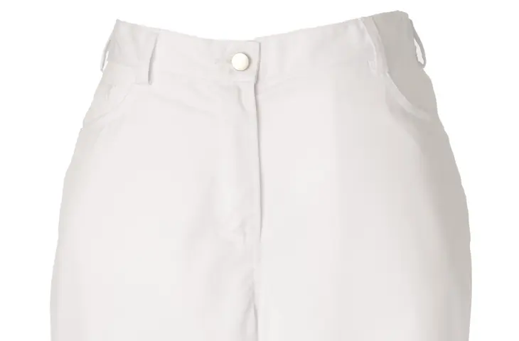 Weiße Damen Cargo Jeans Bild einer weißen Damen Cargo Jeans
