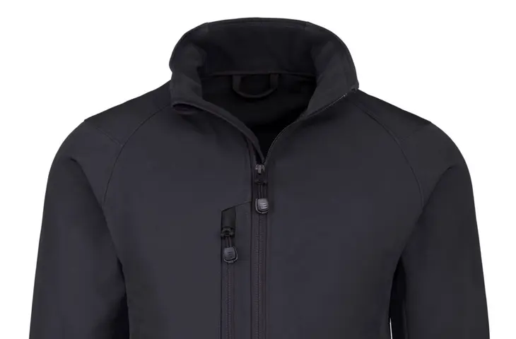 Bild einer Softshelljacke in schwarz