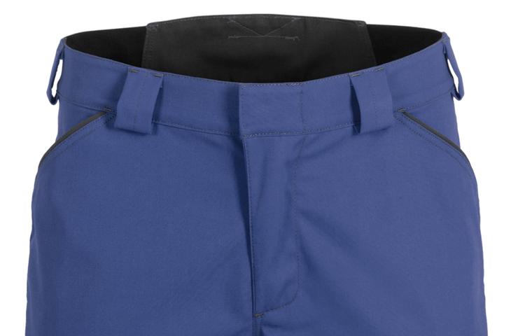 Shorts in marine-schwarz aus der Greybull 2.0. Kollektion