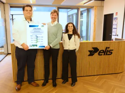 V.l.n.r.: Hendrik von Dankbahr (Head of IT-Support & End User Services), Jurij Deperschmidt (AfB social & green IT), Carolina Fadai Razavi (Junior Sustainability Managerin)