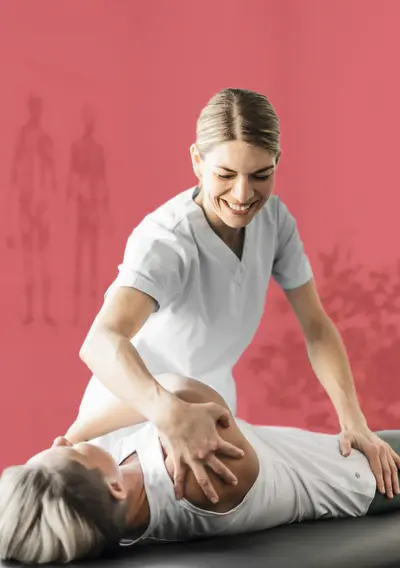 Bild einer Therapeutin, die eine Patientin behandelt